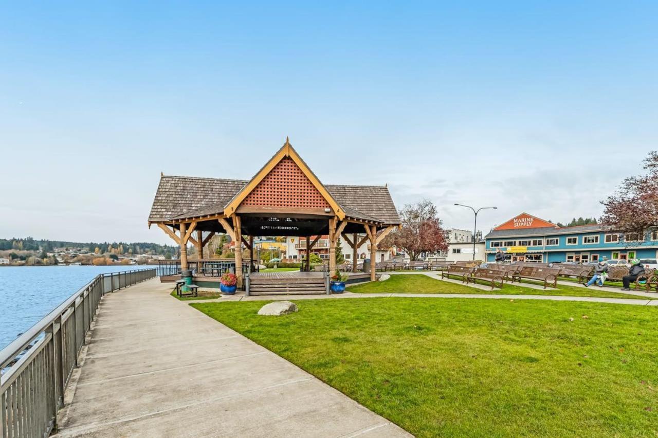 Harborview Haven Apartment
